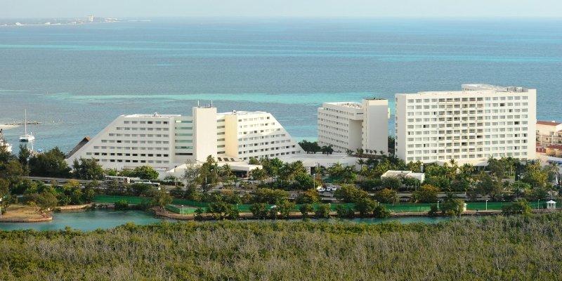 Grand Oasis Palm Hotel Cancun Exterior photo
